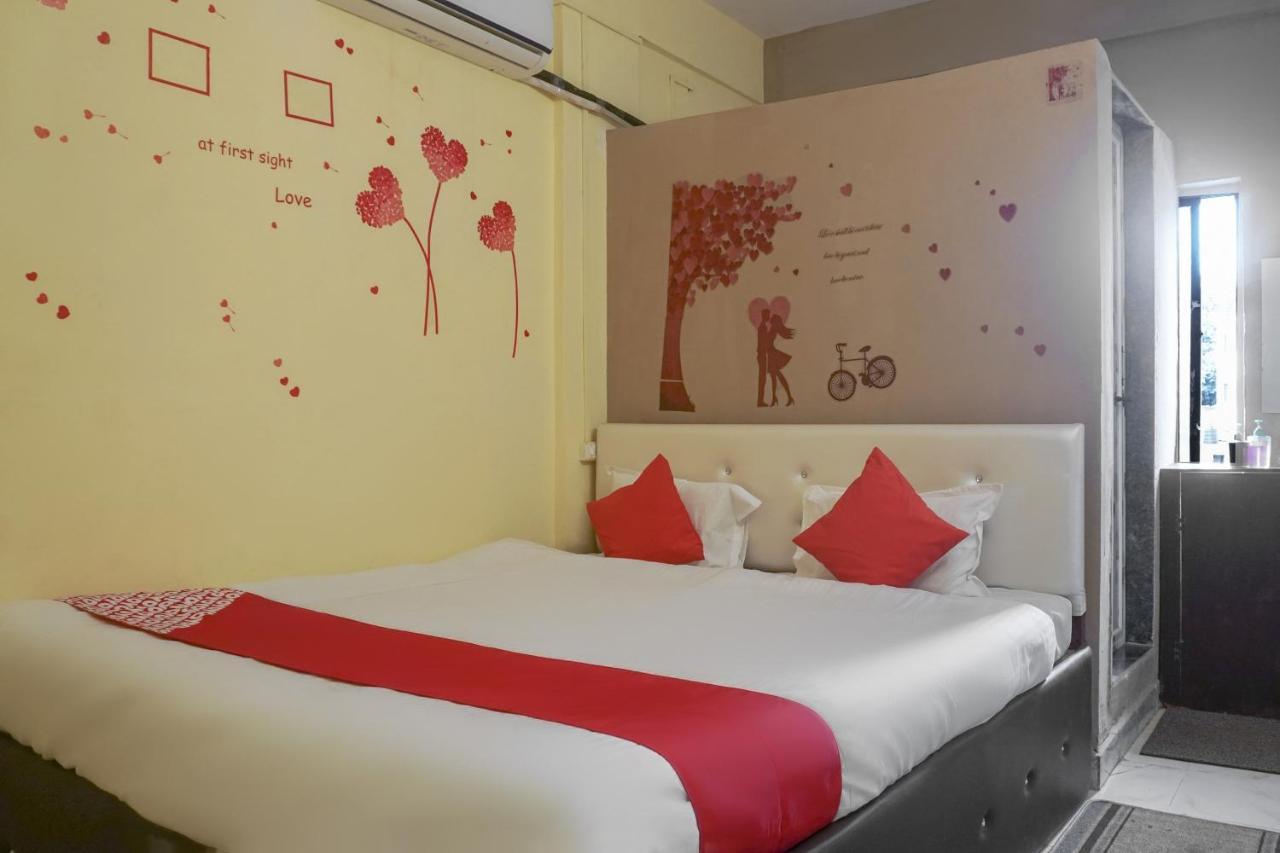 Hotel O R K Hotel Pimpri-Chinchwad Buitenkant foto
